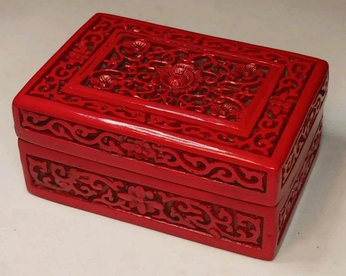 Vintage Red Cinnabar Black Enamel Inside Lidded Box 4" x  2¾" Taiwan China