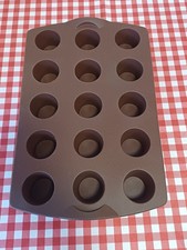 Tupperware  * Mini Muffins * Silikonform *  Sikoneiform * Muffinform * braun