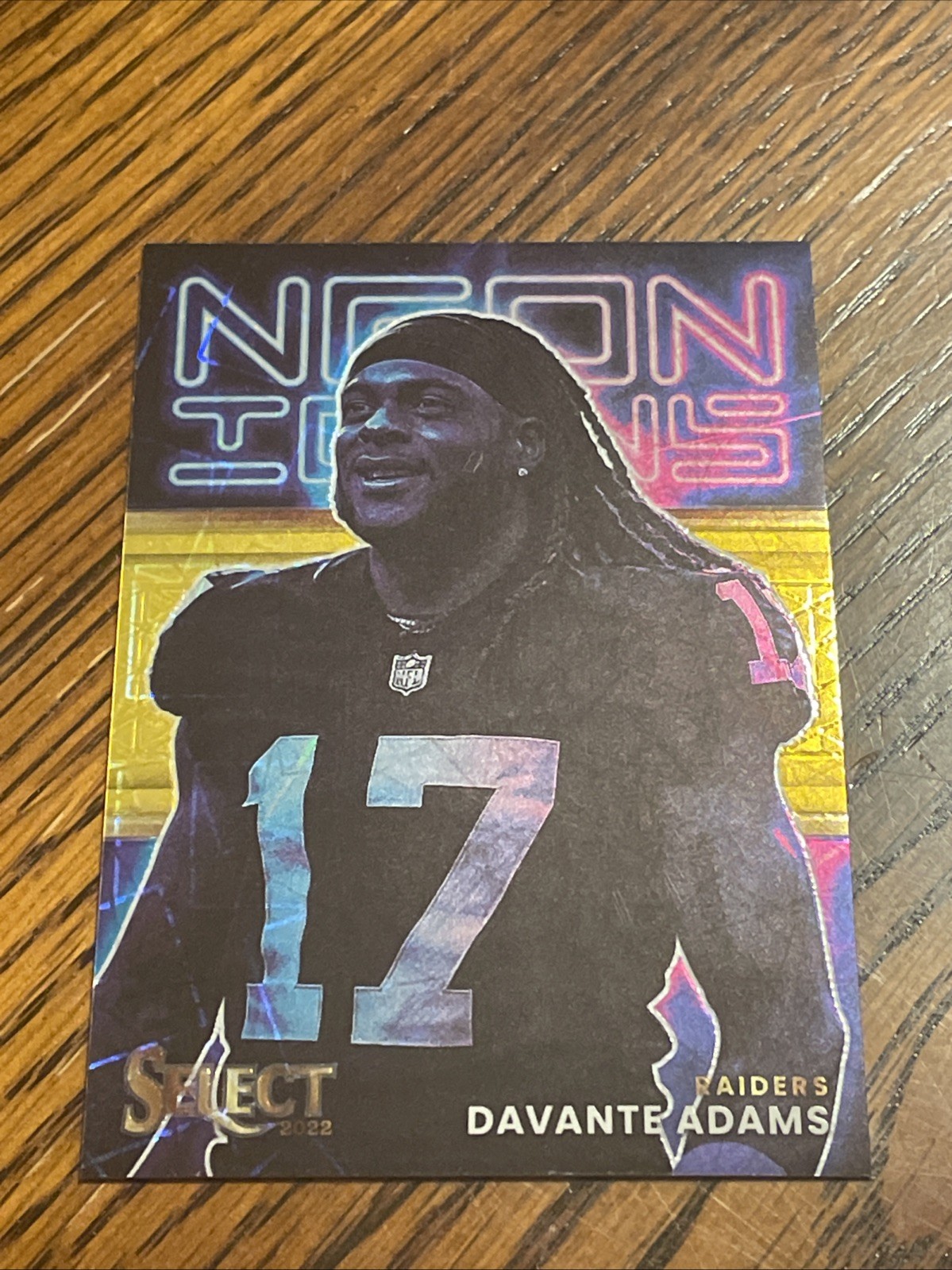 2022 Panini Select - Neon Icons #NI-8 Davante Adams Gold Laser /10