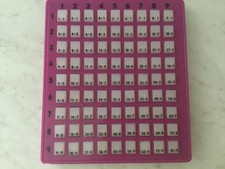 DIVISION MATH BOARD PUSH BUTTON TO REVEAL ANSWERS 6.5" NO BATTERIES NEEDED