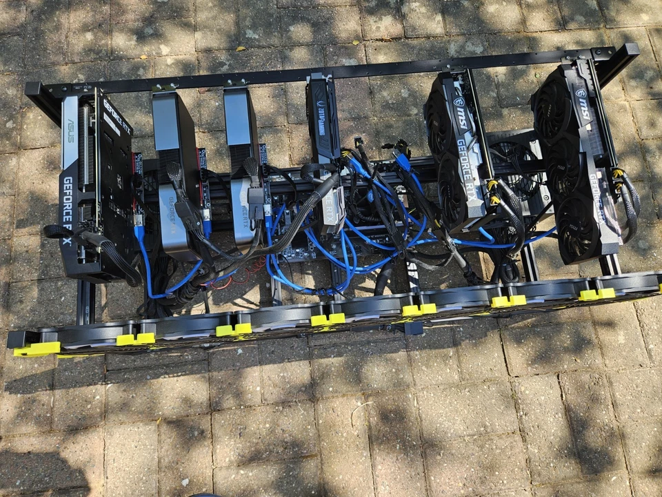 Mining rig about  400mhs  6 CPUs - Image 2 of 4