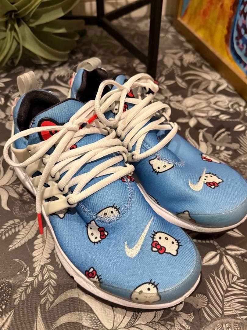 clean 7 Hello kitty NIKE collaboration shoes sneakers Discontinued