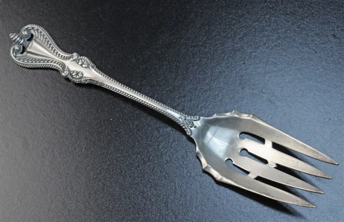 Towle Sterling Old Colonial Cold Meat Fork Variant Tines
