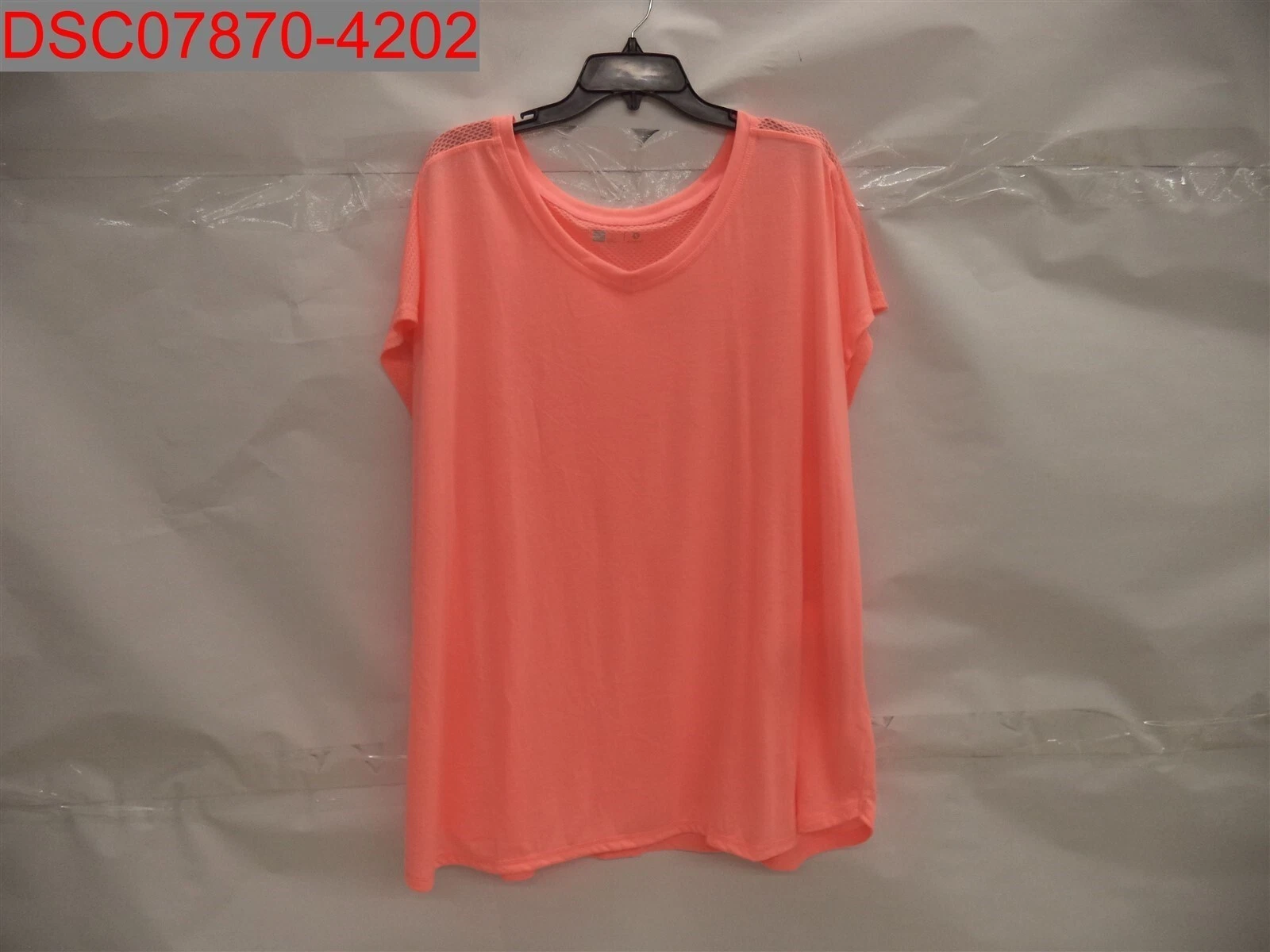 Xersion Plus Women Maui Coral Quick Dri V-Neck Loose Fit Tee 2X 9804034010503