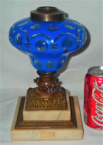 ANTIQUE 1860s BOSTON SANDWICH GLASS CUT DOUBLE OVERLAY BLUE OIL LAMP MARBLE BASE - Picture 9 of 11