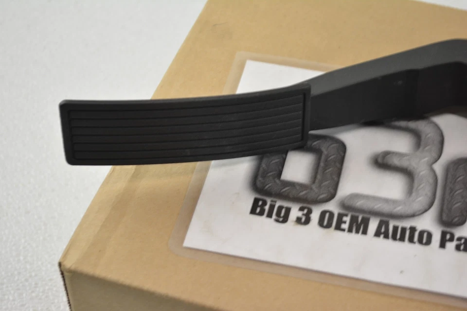 2006-2011 Chevrolet HHR Accelerator Pedal Original GM ACDelco new OEM 20757615 - Image 2 of 4