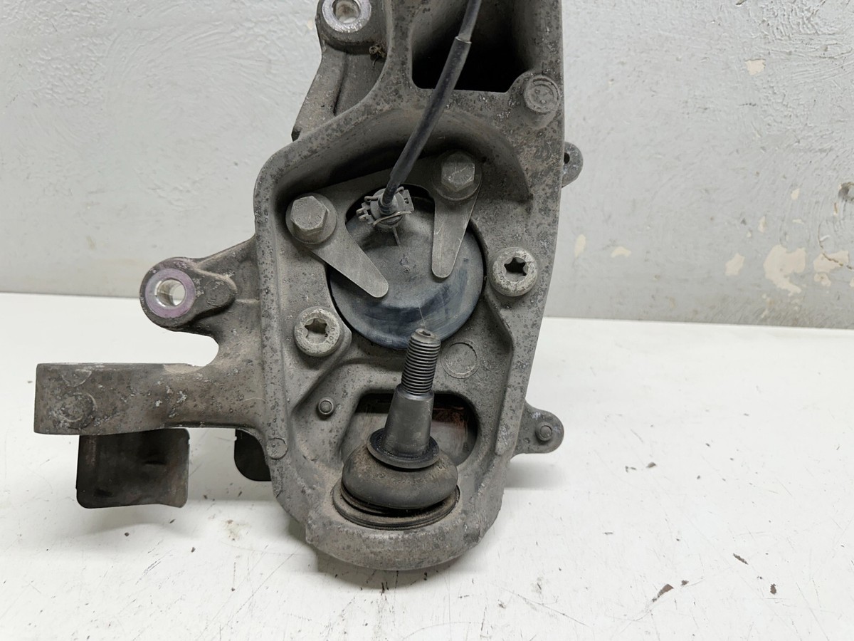 P31006 2010-2013 Jaguar XJ XJL Front Spindle Knuckle Hub w