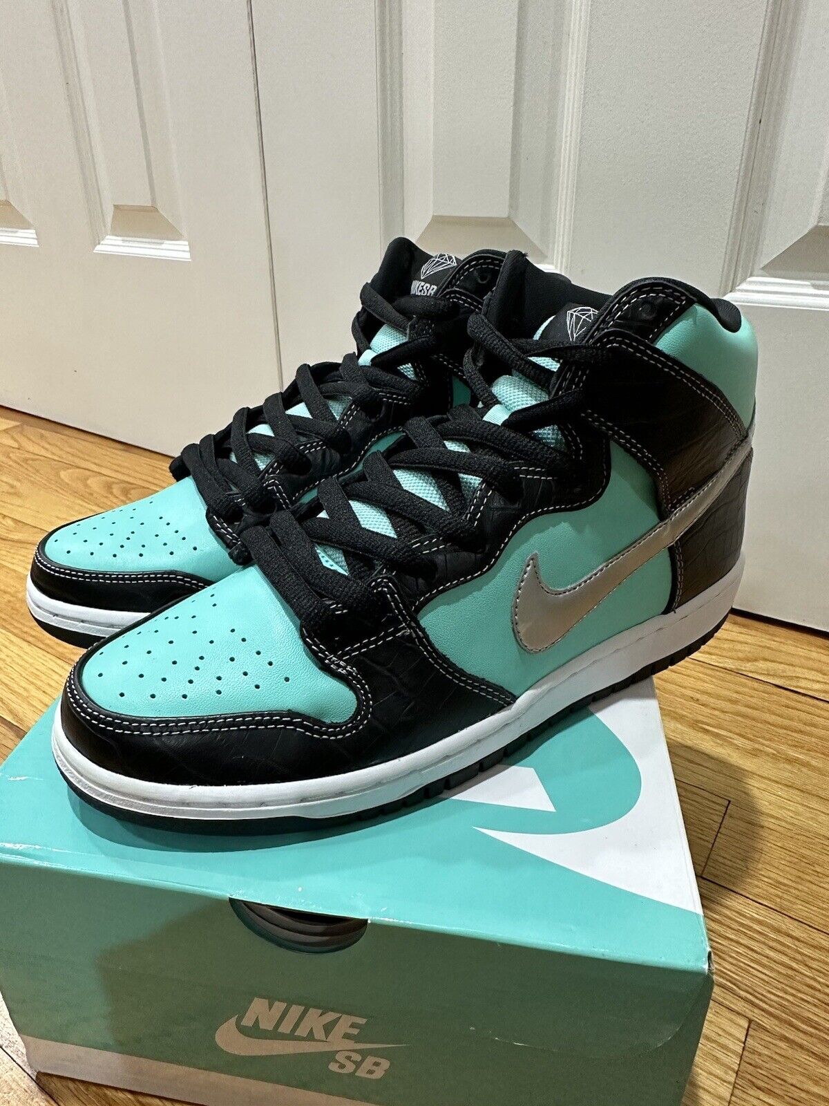 pauze Gevangenisstraf actrice Size 9.5 - Nike SB Dunk High Premium x Diamond Supply Co. Tiffany 2014 for  sale online | eBay