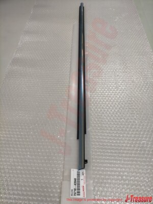 TOYOTA RAV4 ALA4# 2013-2018 Genuine Front Door Belt Moulding RH