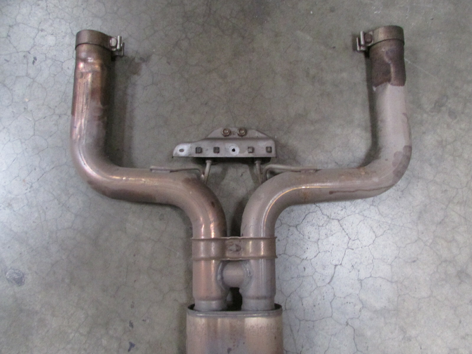 2014 Maserati Quattroporte, Exhaust Cross Pipe, Used, P/N 670009089