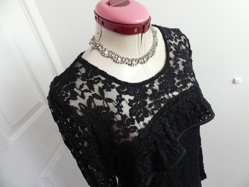 AFTER RAIN Black Lace TOP Size 12 NWT NEW Long Sleeve Ruffle Lined Gothcore - Picture 4 of 6