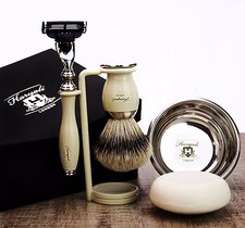 Shaving  Grooming Set 3 Edge Razors  Silver Tip Badger Brush Men's Kit Gift