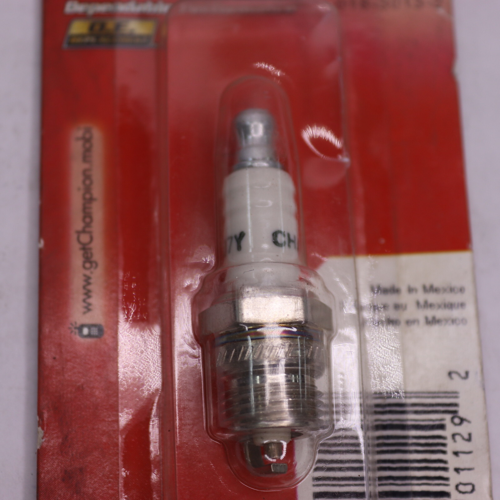 Federal Mogul Small Engine Spark Plug DJ7Y 855C