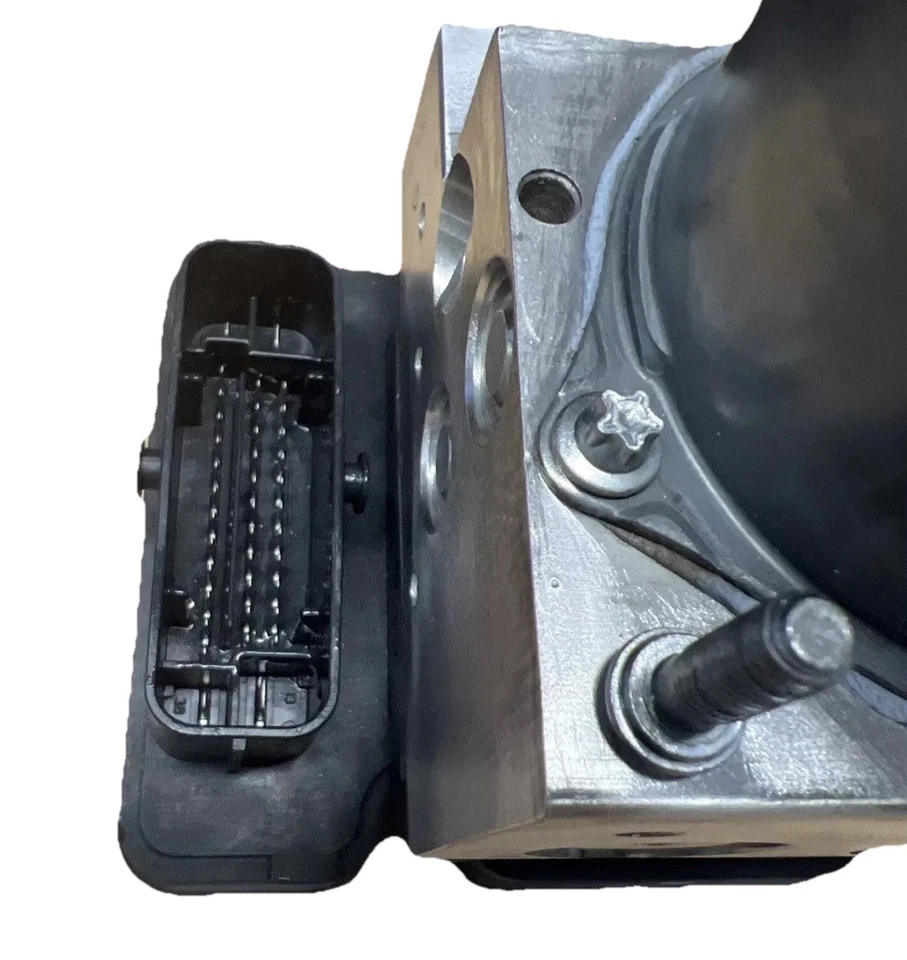 Восстановленный модуль тормозного насоса ABS 2015–2017 Acura TLX 3.5 | 57110-TZ3-A130-M1 - Изображение 4 из 4