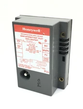 Honeywell S86H1006 24V Ignition Module Intermittent Pilot 100% Shutoff used P517