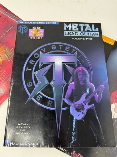 Guitar & Bass Sheet Music Lot Including Rock N Roll - Metallica Riff by Riff - Picture 10 of 11