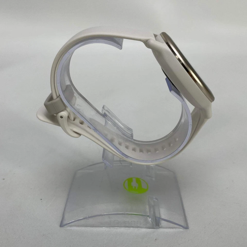 Garmin Vivoactive 5 42mm Smartwatch and Fitness Tracker 010-02862-11 - Image 4 of 4