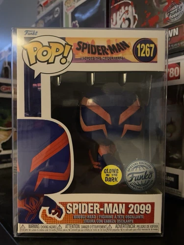 Funko Pop! Marvel Spider-Man Spider-Verse Spider-Man 2099 GITD #1267 + Protector