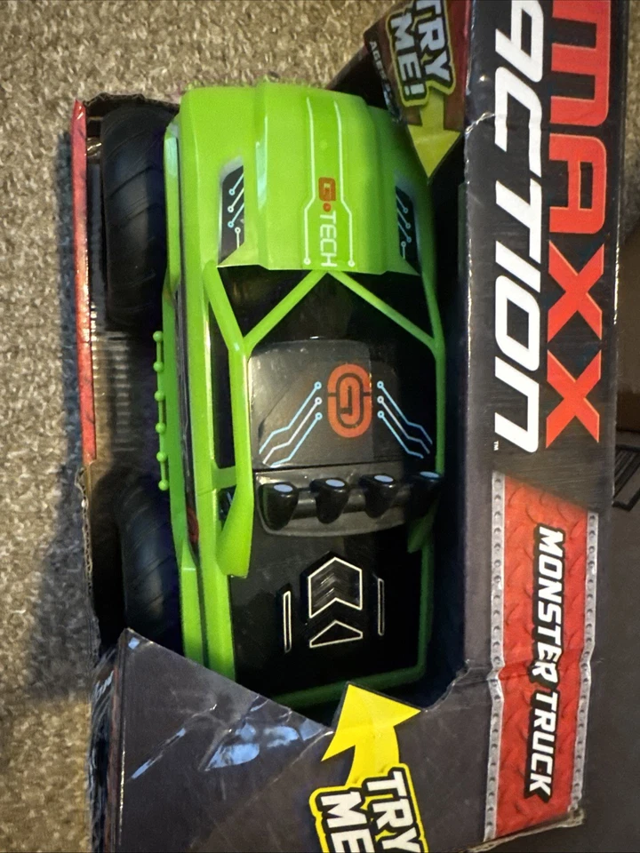 Monster Truck de juguete motorizado Maxx Action - verde - nuevo en caja Foto 2 de 4