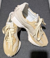 New Balance Sandstone 327 Size 5.5  Vgc