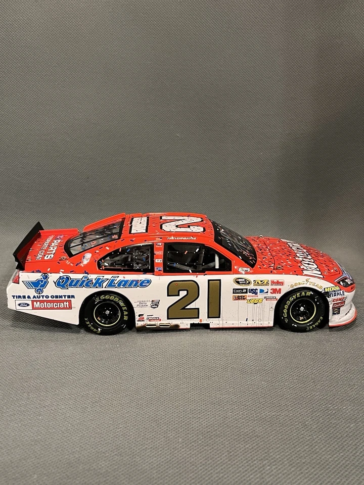 Lionel 2011 Trevor Bayne #21 Daytona 500 victoria doble autógrafo David Pearson 1/24 Foto 4 de 4