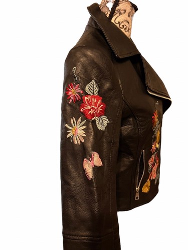 Romeo & Juliet Couture Embroidered Floral Moto Biker Jacket Size M Flaw - Picture 4 of 12