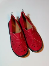 J'aoior Women's Red Clogs Slip On Shoes, Size 6 US Used