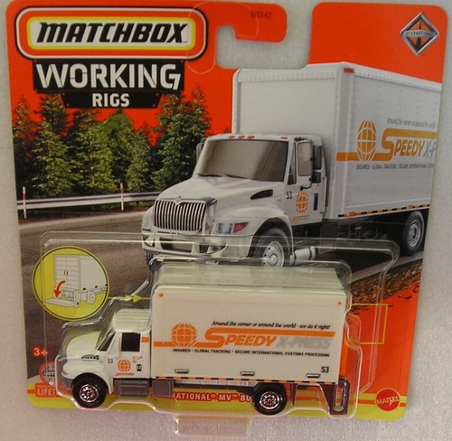 Matchbox Working Rigs Selection - Crop Sprayer,Road Grader,Box Truck,Man Mcab - Picture 4 of 5