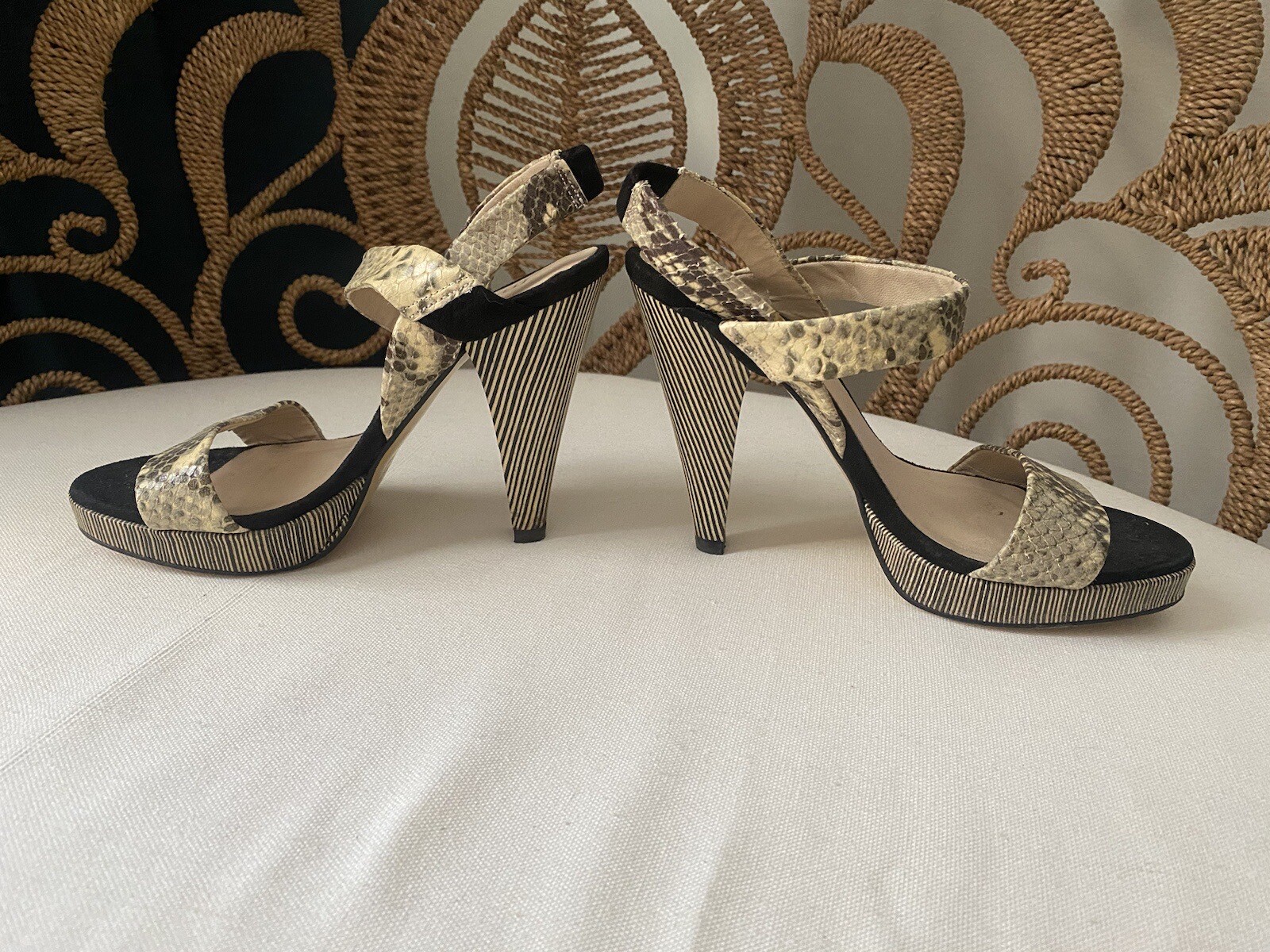 MINELLI PARIS Python Snakeskin Striped Heel Suede… - image 12