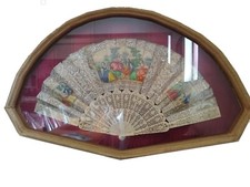 BEAUTIFUL AND RARE FOLDING FAN FROM THE 19th CENTURY