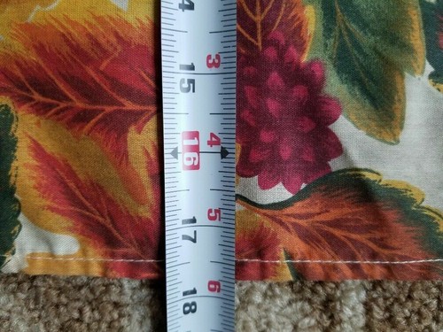 4 Fabric Napkins Autumn Leaves Acorns Thanksgiving Fall Harvest - Picture 8 of 8