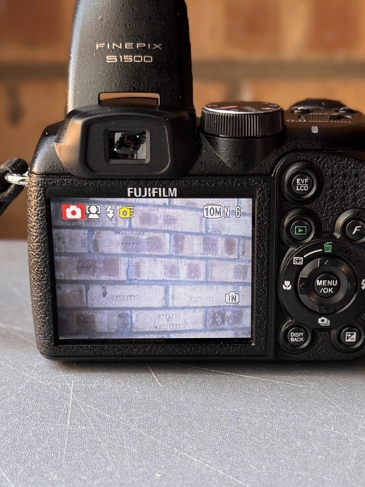 Fujifilm FinePix S1500, photo 4 of 5