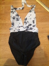 Ladies Size Large Black Grey White Floral Swimsuit