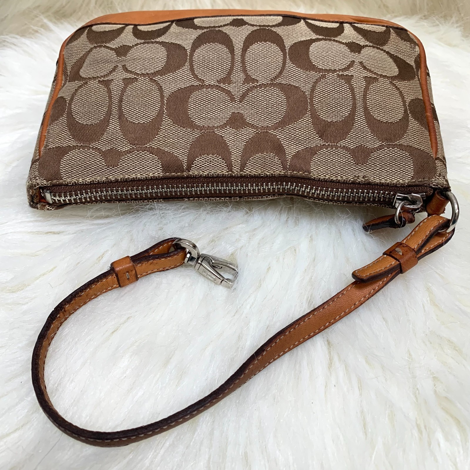 COACH Vintage Y2K Khaki/Tan Signature Demi Bag Wristl… - Gem