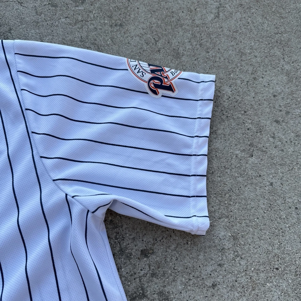 San Diego Padres Baseball Jersey Adult L White Pin StripTrevor Hoffman #51 - Image 3 of 4