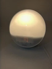 Philips SmartSleep Wake-up Light HF3520 Natural Sounds Tap Snooze FM Radio