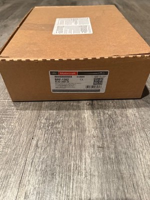 Genuine OEM Motorcraft BRF 1382 Brake Shoe & Lining Kit   Brand New
