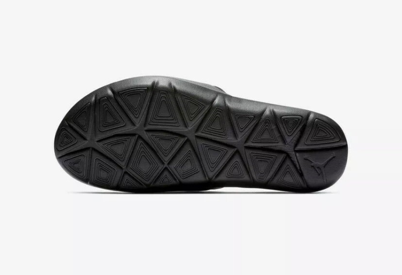 jordan hydro 7 v2 black gold