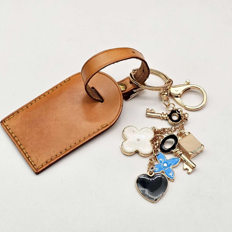 Auténtica etiqueta de equipaje Louis Vuitton con llavero sin marca, llavero Foto 4 de 4
