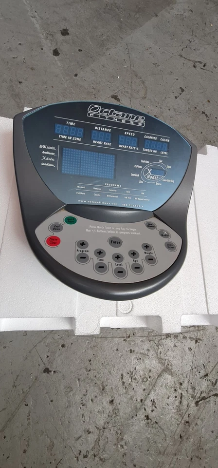 ( Lot 1 ) Octane Fitness Pro3500  Console  - Image 3 of 4