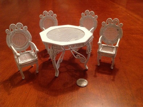 Dollhouse Miniatures Ornate White Wire 5pc Octagon Table and Chair Set