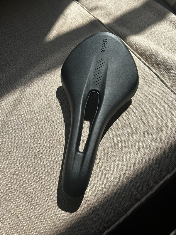Fizik Tempo Saddle - New - Endurance - 145mm wide