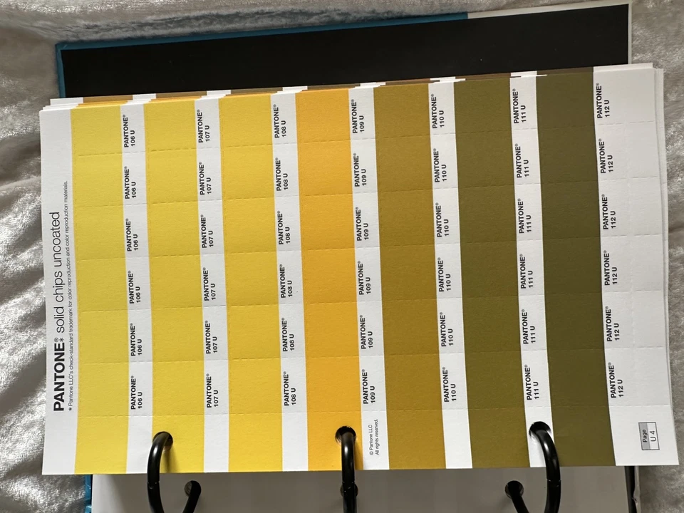 Pantone solid chips book - uncoated - Image 3 of 4