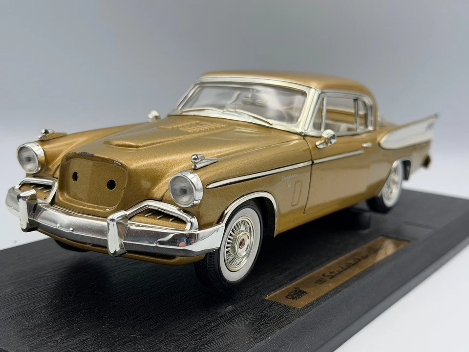 Fairfield Mint / Anson 1957 Studebaker Golden Hawk, 1:18, Gold, Boxed - Image 4 of 4