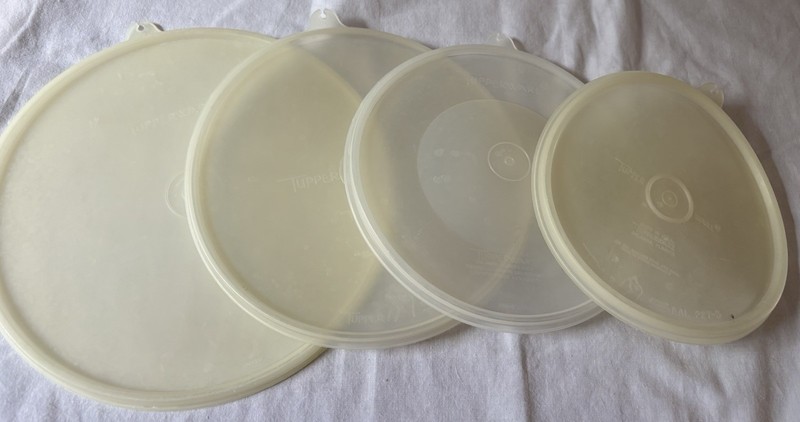 4 Collectible Tupperware Tupper Seal Plastic Lids  - 229-5, 230-26, 227-3, 680-8