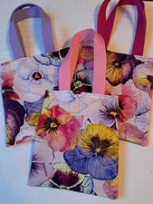 Geschenktasche Stoff, Stiefmütterchen, 17 x1...
