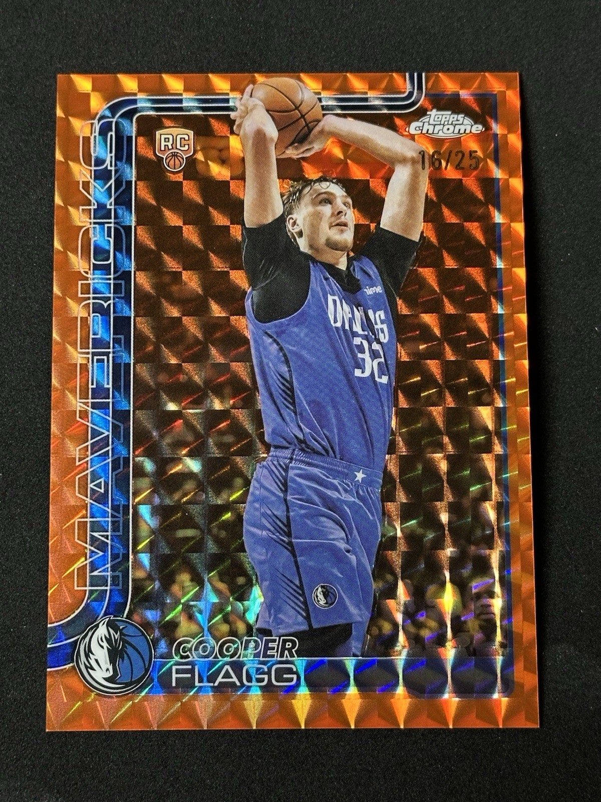 Cooper Flagg Rookie 2025-26 Topps Chrome Orange Geometric Refractor /25 #251