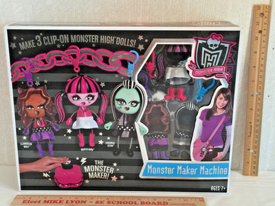 2010 Monster High - MONSTER MAKER MACHINE - NIB     (I-33)