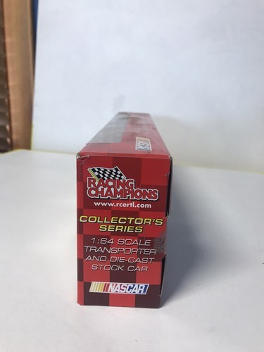 2002 Edition 1:64 Scale Transporter and Die Cast Stock Car Nascar M&M's #36 - Picture 4 of 4
