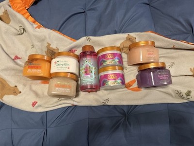 Tree Hut  pink Champagne Sugar Plum Berries And More Sugar Scrub